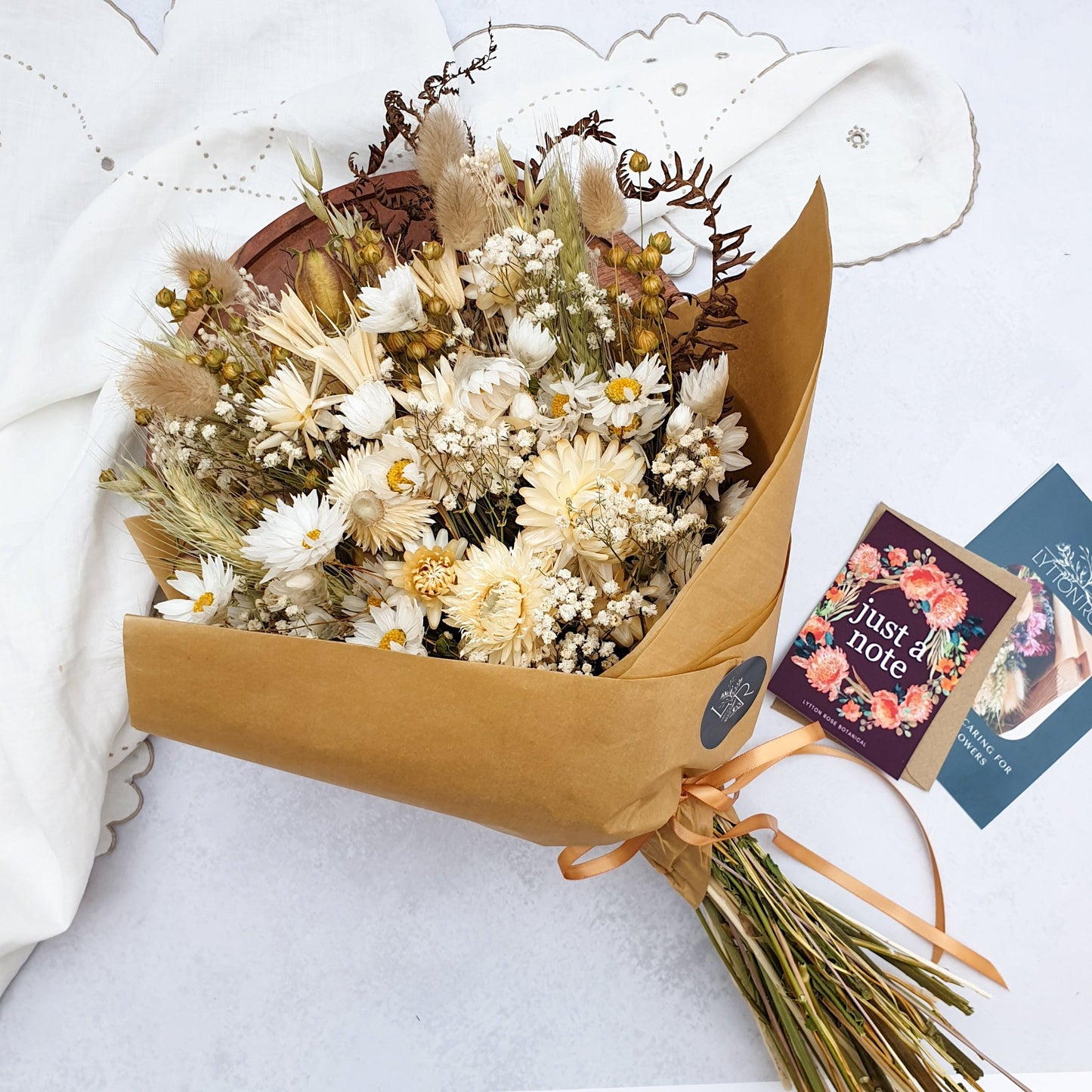 "Love in a Mist" Dried Flower Bouquet - Lytton Rose Botanical