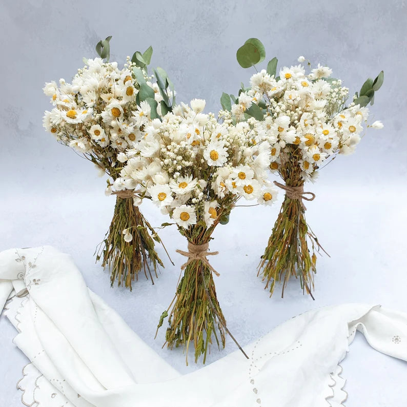 "Simplicity" Minimalist Large Handtie Bouquet - Lytton Rose Botanical