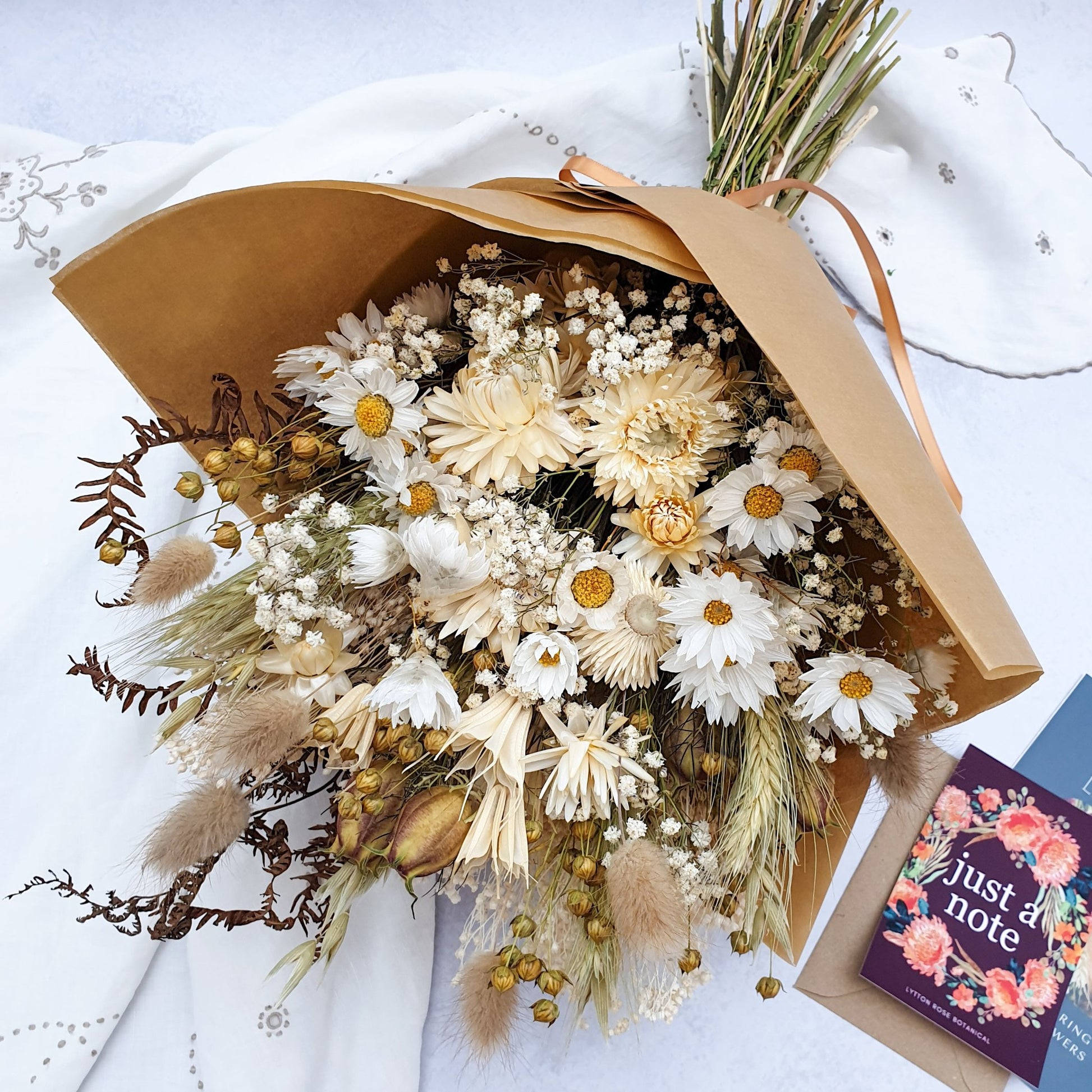 "Love in a Mist" Dried Flower Bouquet - Lytton Rose Botanical