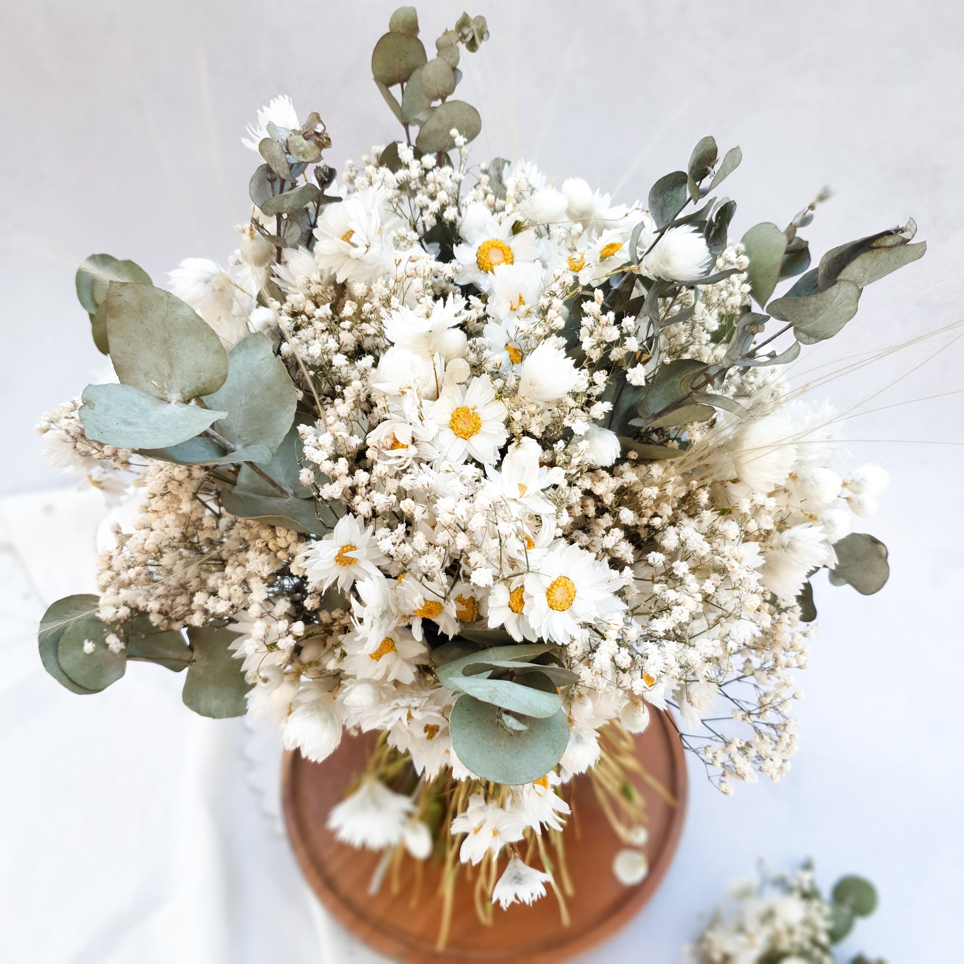 "Simplicity" Minimalist Large Handtie Bouquet - Lytton Rose Botanical