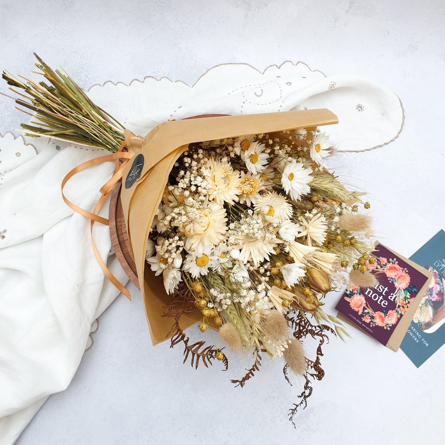 "Love in a Mist" Dried Flower Bouquet - Lytton Rose Botanical