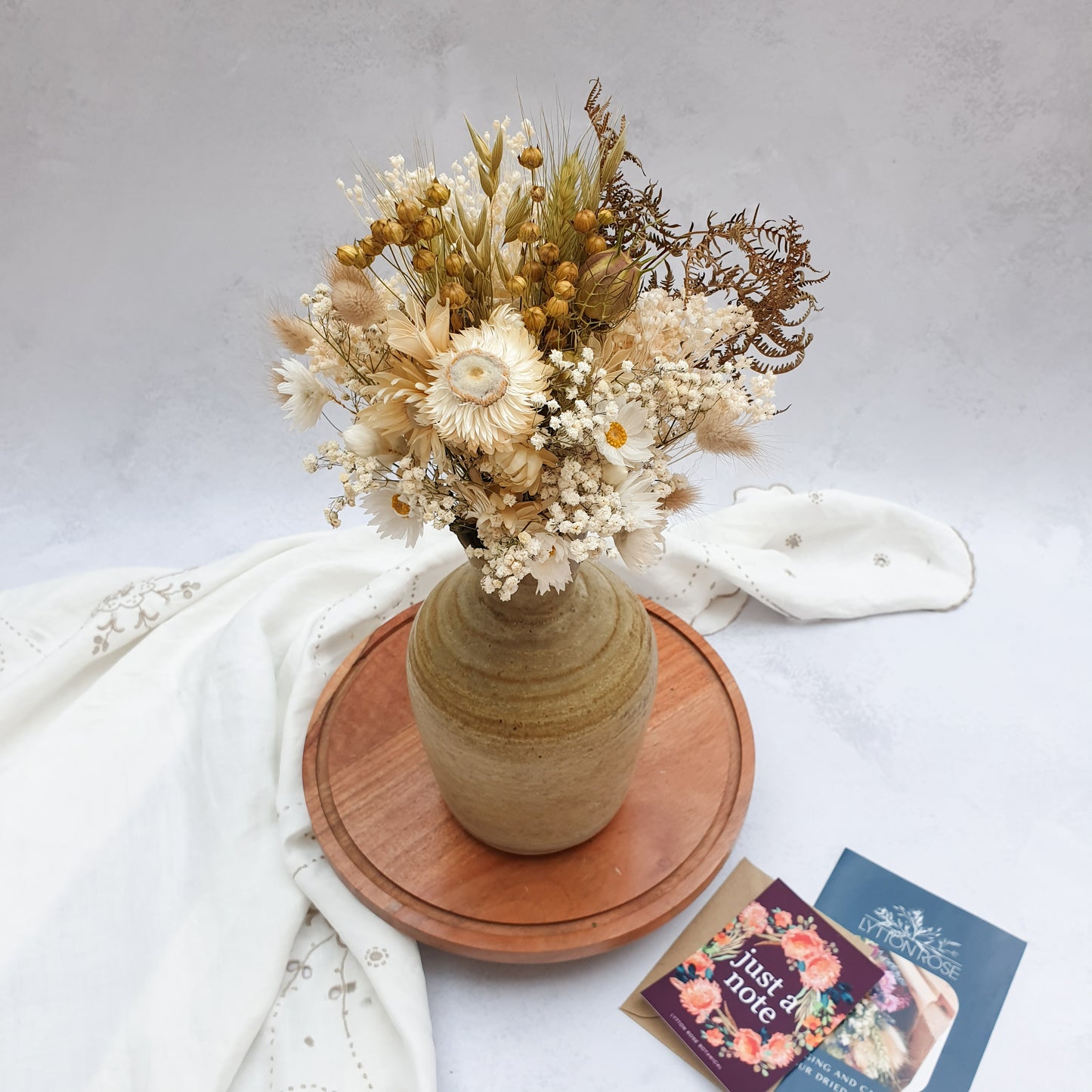 "Love In A Mist" Dried flower Posy - Lytton Rose Botanical