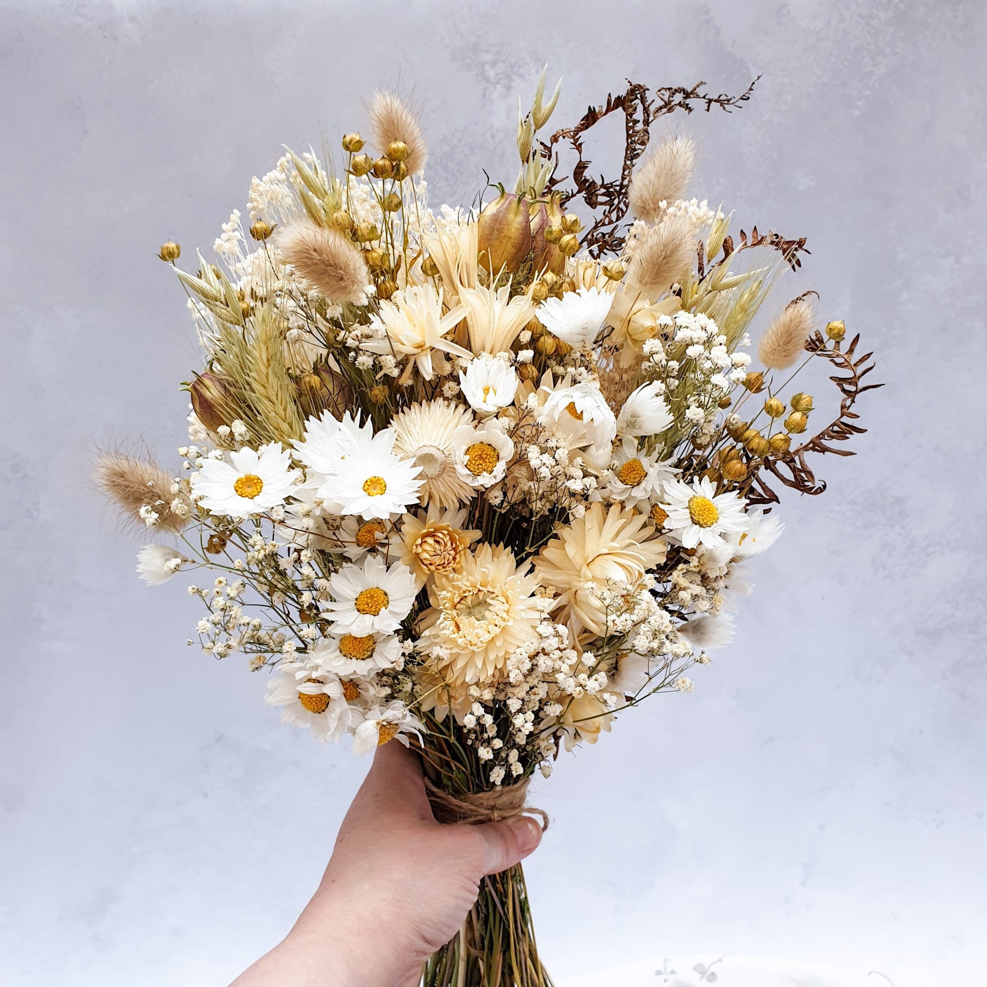 "Love in a Mist" Dried Flower Bouquet - Lytton Rose Botanical