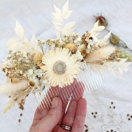 "Love In A Mist" Dried Flower Hair Comb